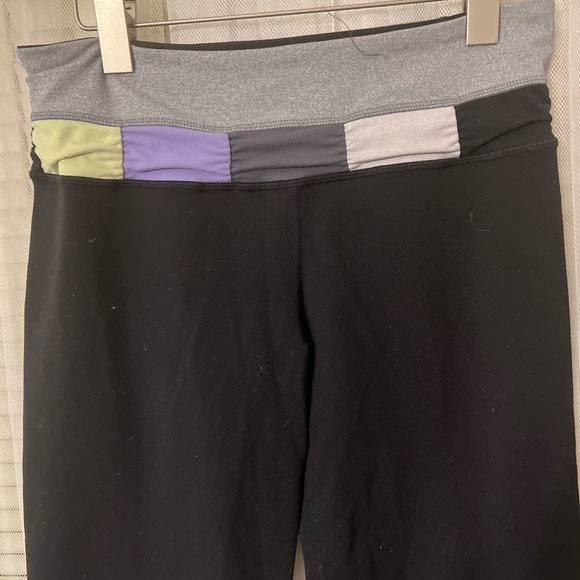 Lululemon Groove Pants Color Block Waistband size 6 Wide Leg F - Picture 2 of 10